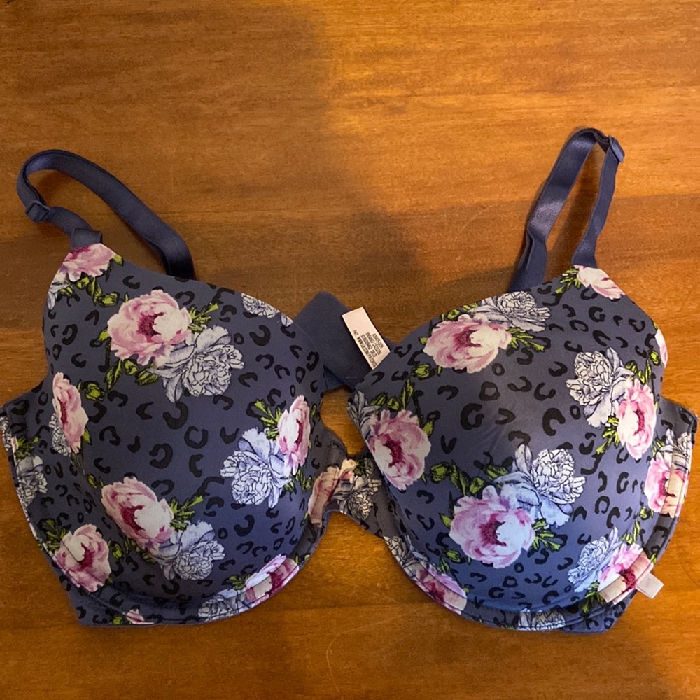 COPY - Victoria’s Secret lined demi bra
